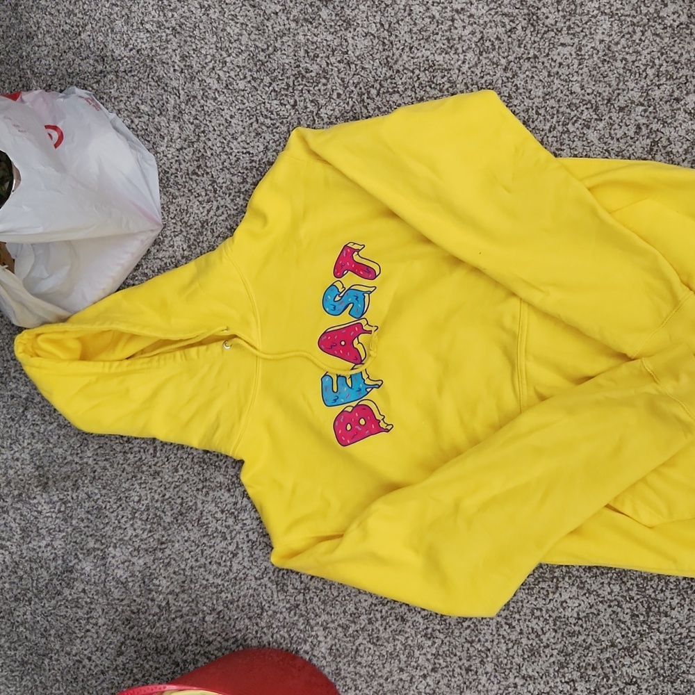 Size : M , yellow Mr. Beast hoodie